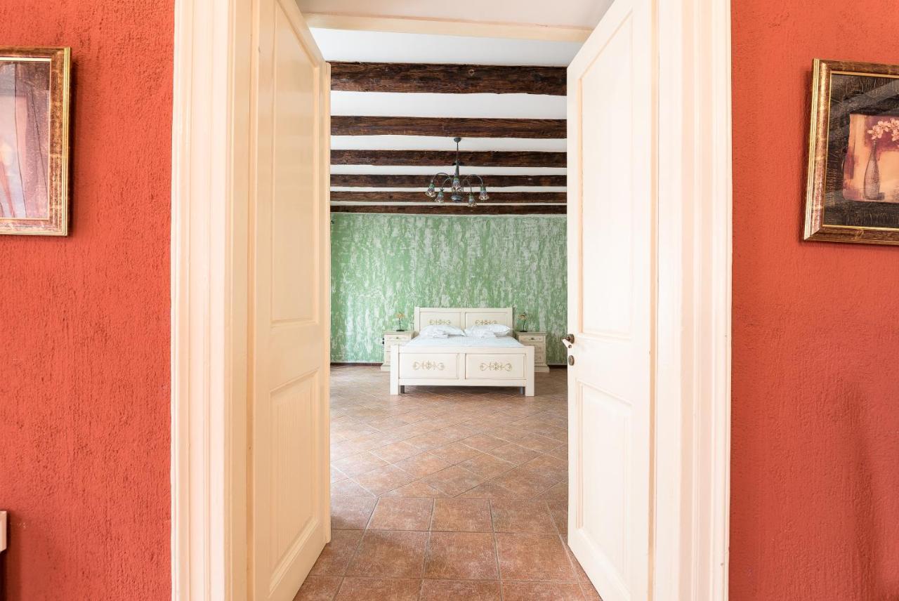 Apartments Leo Kotor Extérieur photo