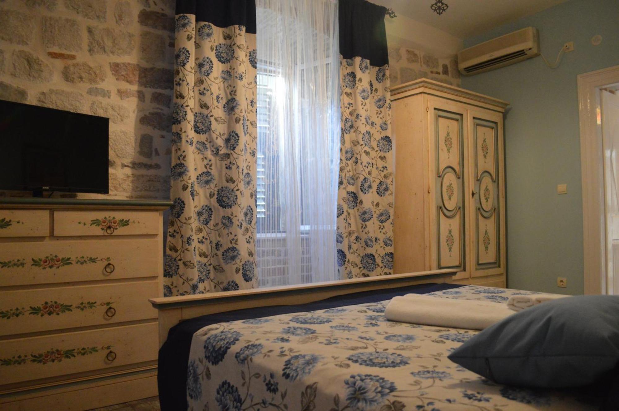 Apartments Leo Kotor Chambre photo