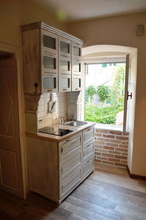 Apartments Leo Kotor Chambre photo