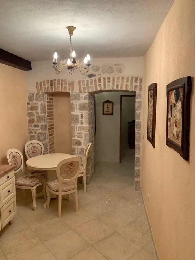 Apartments Leo Kotor Extérieur photo